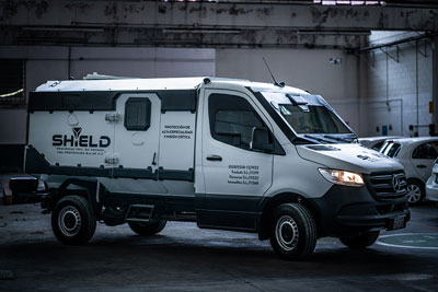 SHIELD presenta el Apollo, el primer vehículo de gran ingeniería alemana de la marca Mercedes Benz